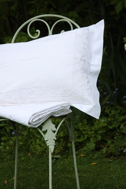 Lily Sheet Set