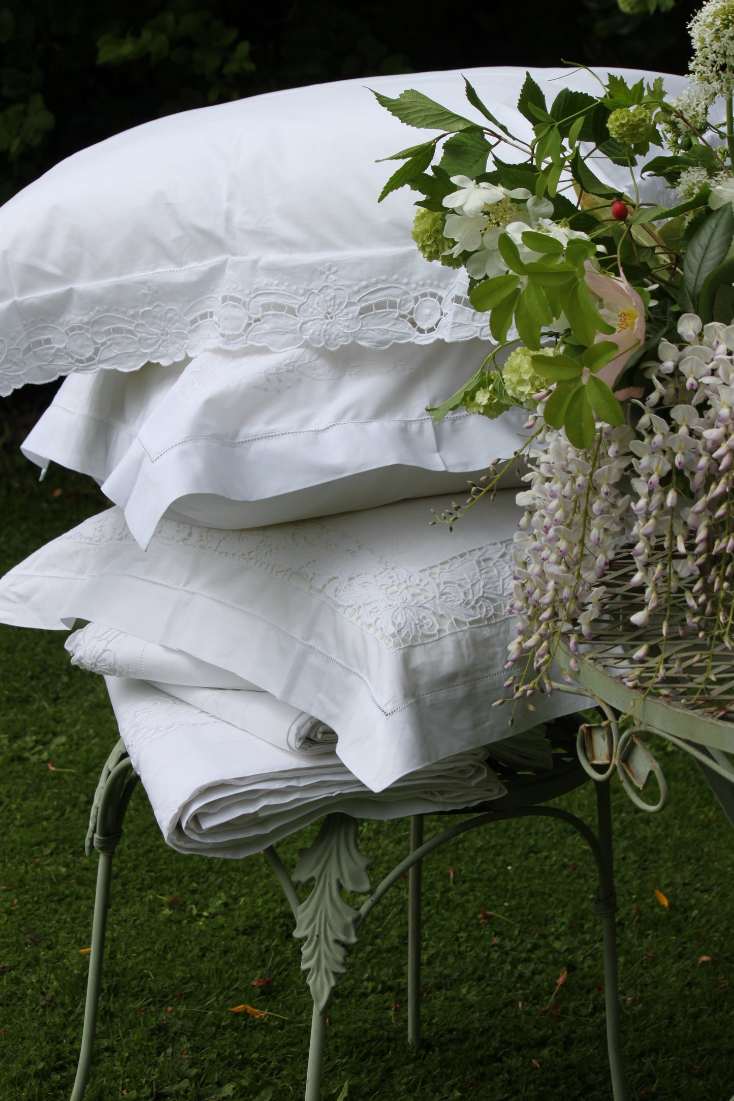 Lily Sheet Set